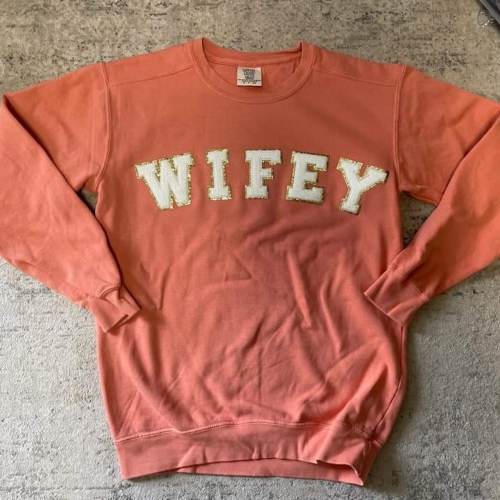 Wifey crew